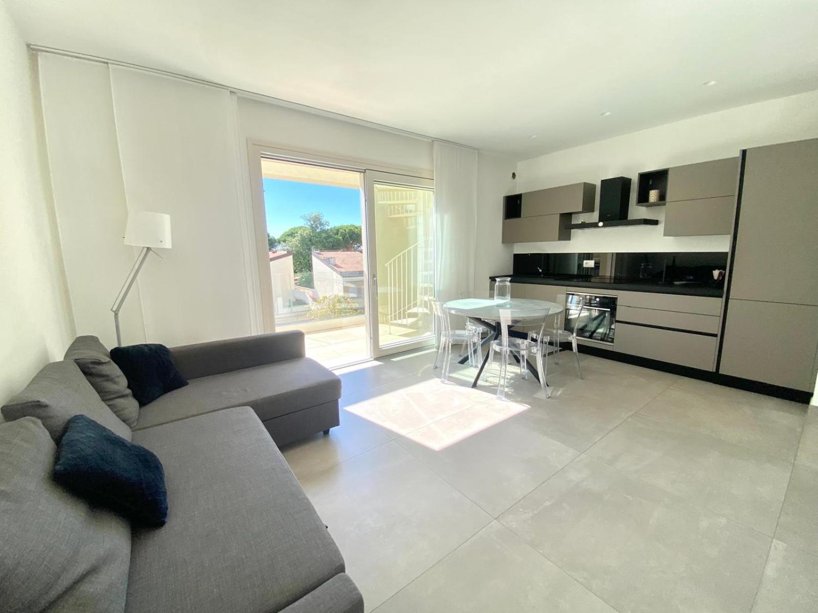 Venere Apartament Tirrenia Exterior photo