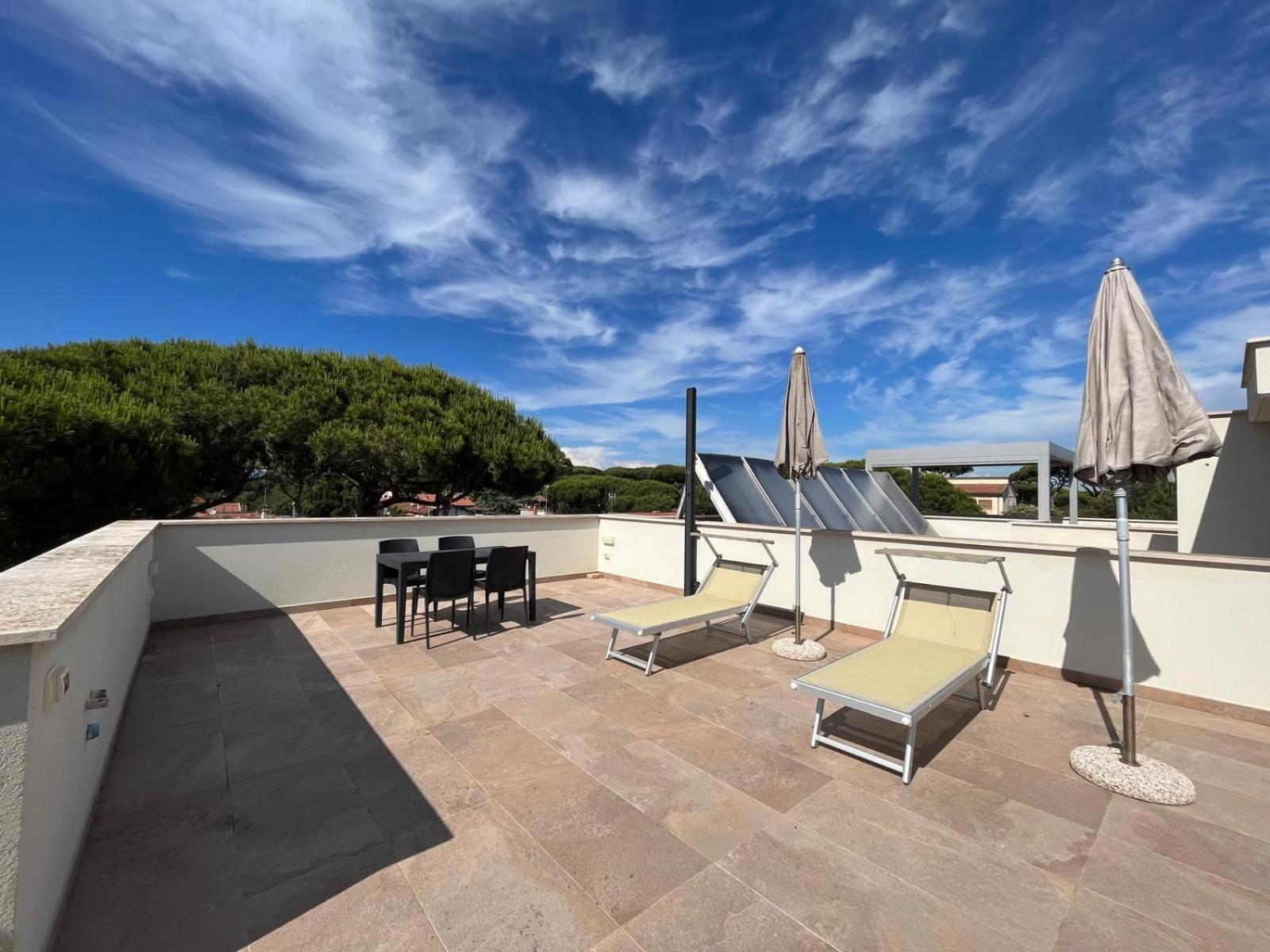 Venere Apartament Tirrenia Exterior photo