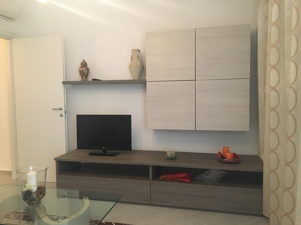 Venere Apartament Tirrenia Exterior photo